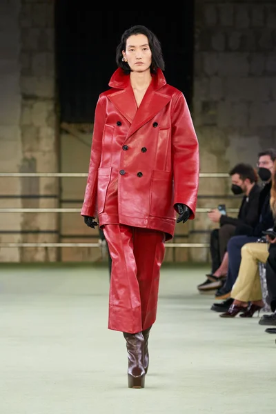 Look 20